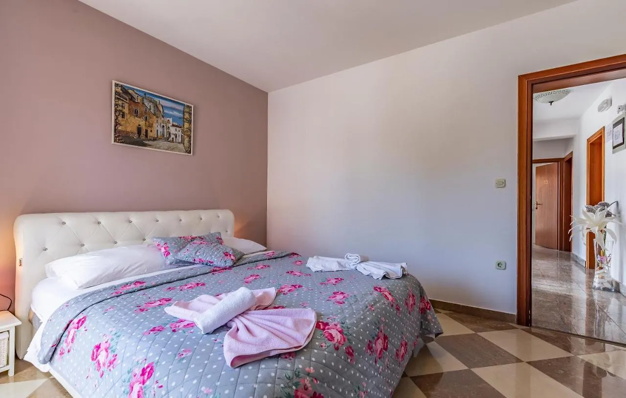 Guest house Villa San Rocco Bed & Breakfast Medulin