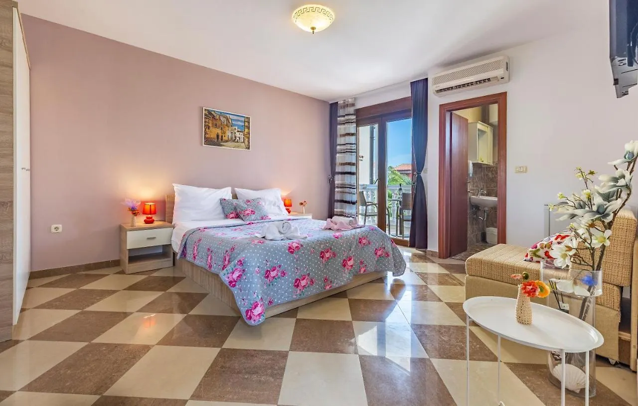 *** Affittacamere Villa San Rocco Bed&Breakfast Medolino Croazia