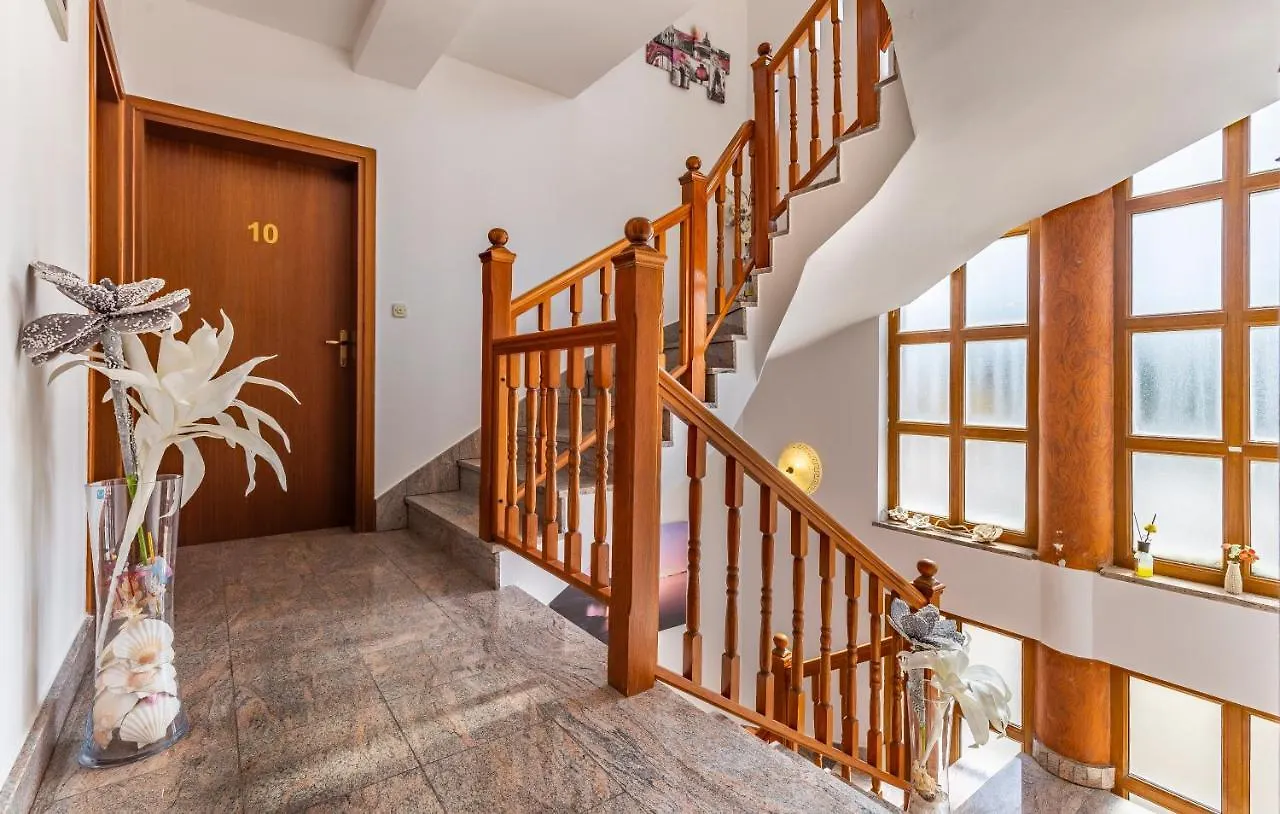 Villa San Rocco Bed & Breakfast Medulin Guest house