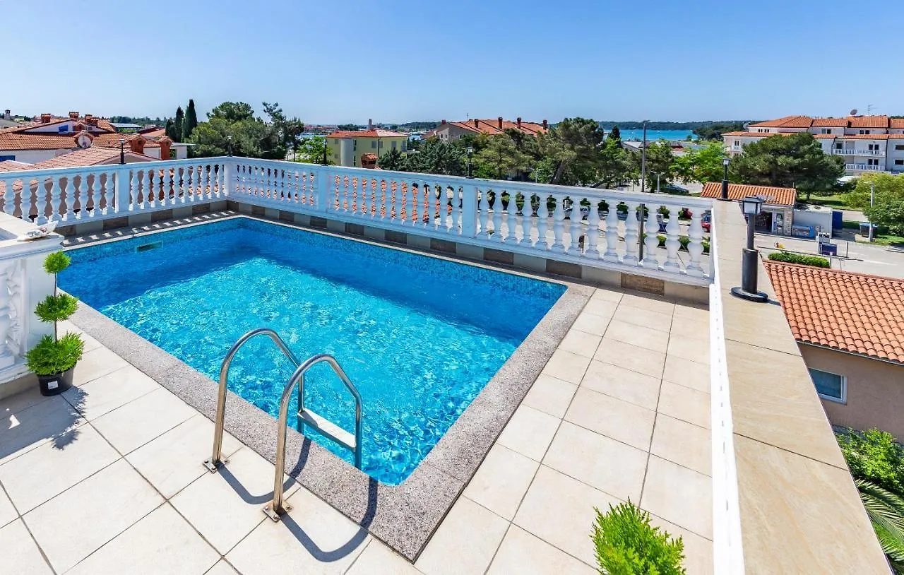 Villa San Rocco Bed & Breakfast Medulin 3*,  Croatia