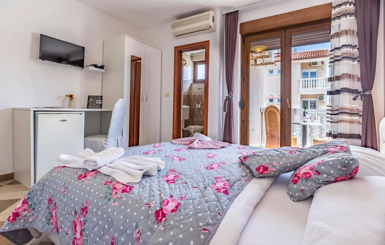 Villa San Rocco Bed&Breakfast Medolino 3*,  Croazia